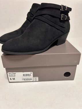 Style & Co Black Suede Ankle Boots/ Shooties Double Buckle Straps 6 
M Willowf